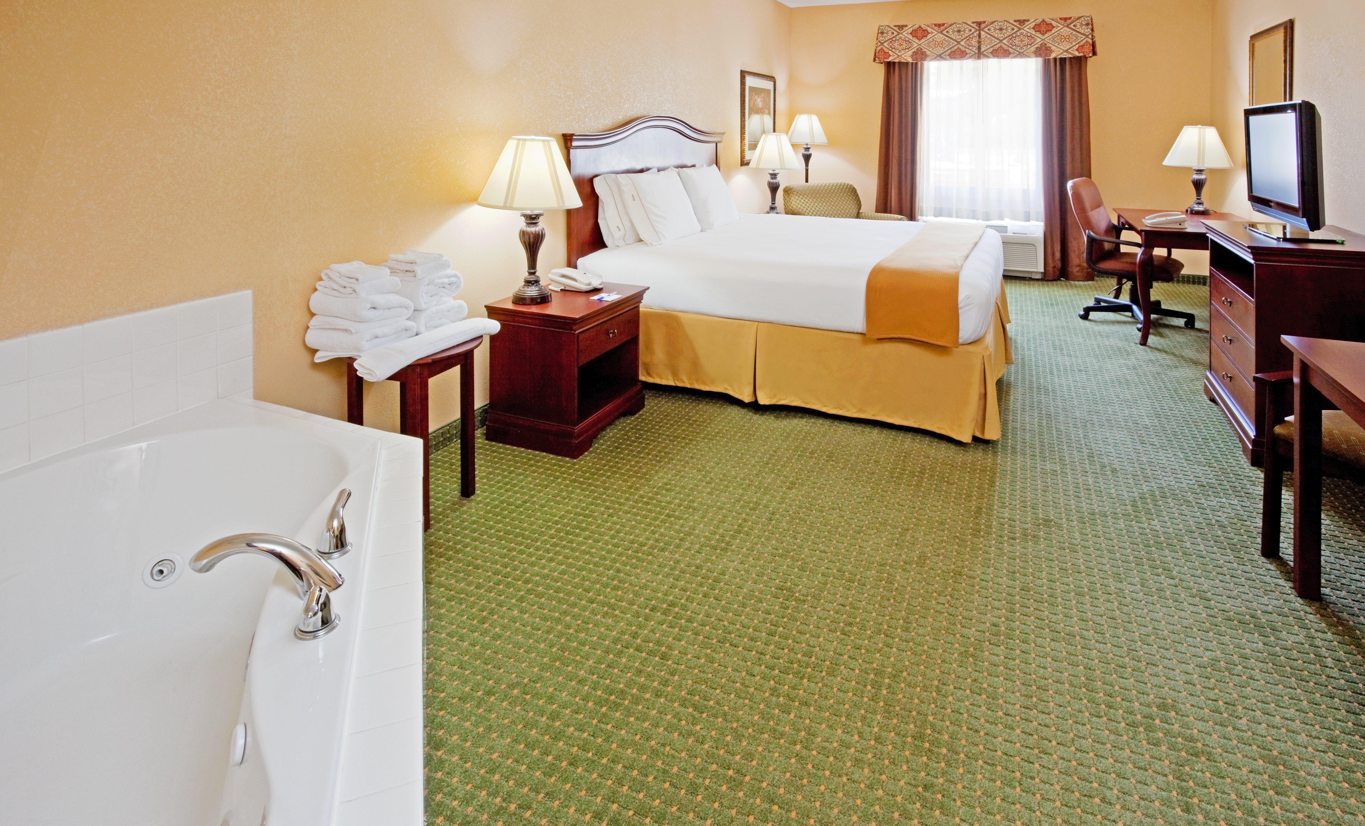 Holiday Inn Express Hotel & Suites Binghamton University-Vestal By Ihg Exterior photo