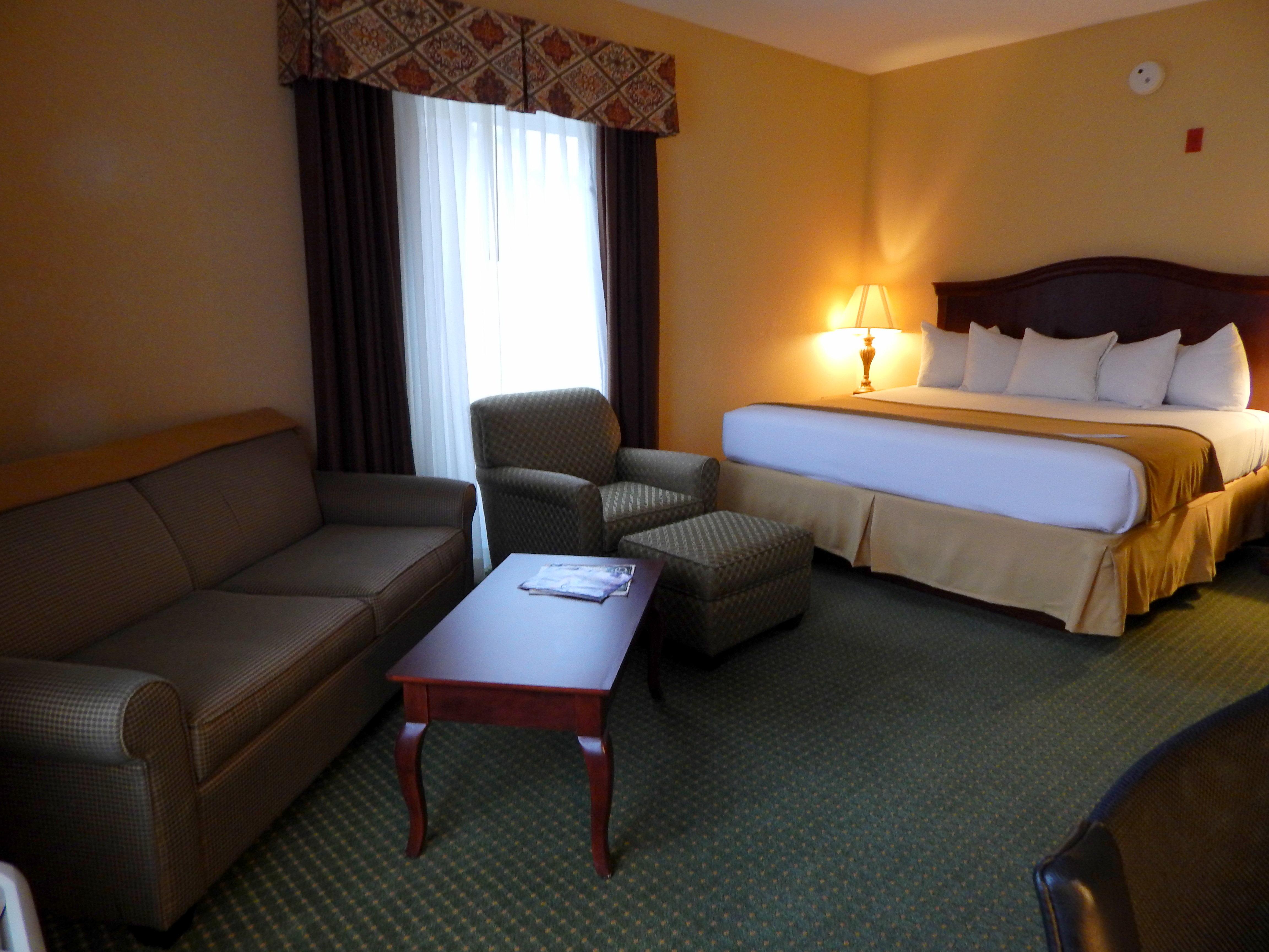 Holiday Inn Express Hotel & Suites Binghamton University-Vestal By Ihg Exterior photo