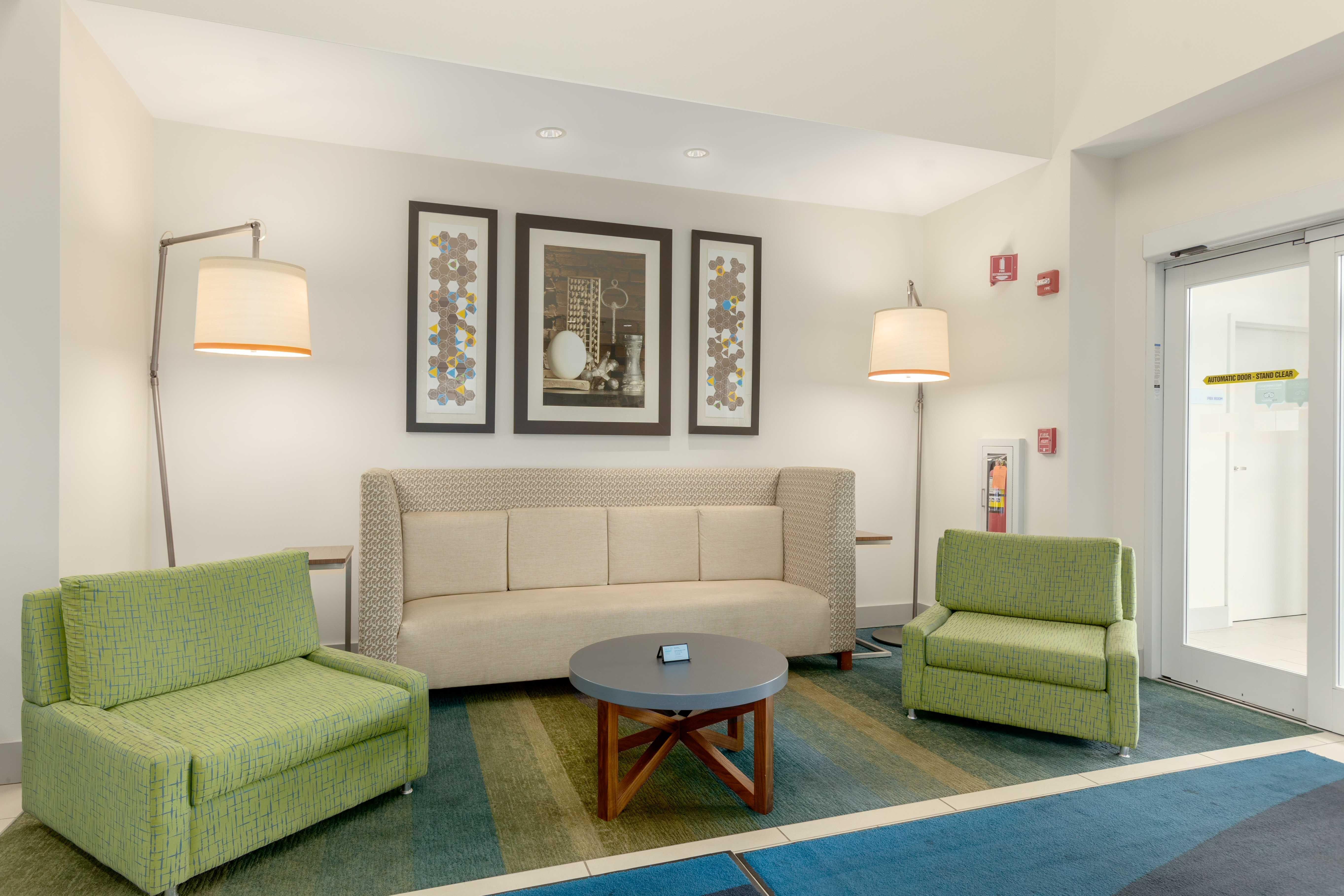 Holiday Inn Express Hotel & Suites Binghamton University-Vestal By Ihg Exterior photo